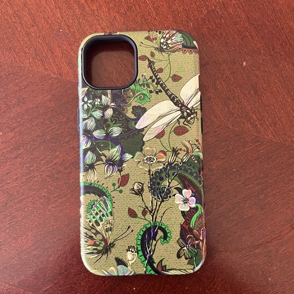 NEW Stringberry iPhone Tough Case - Vyne - Apple iPhone 13 Classy Matte Finish